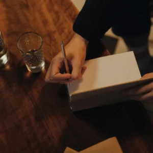How to Seal Autographs on Water Bottles