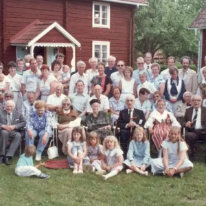 Nostalgic Journey: Reuniting Family Through Vintage Autograph Books