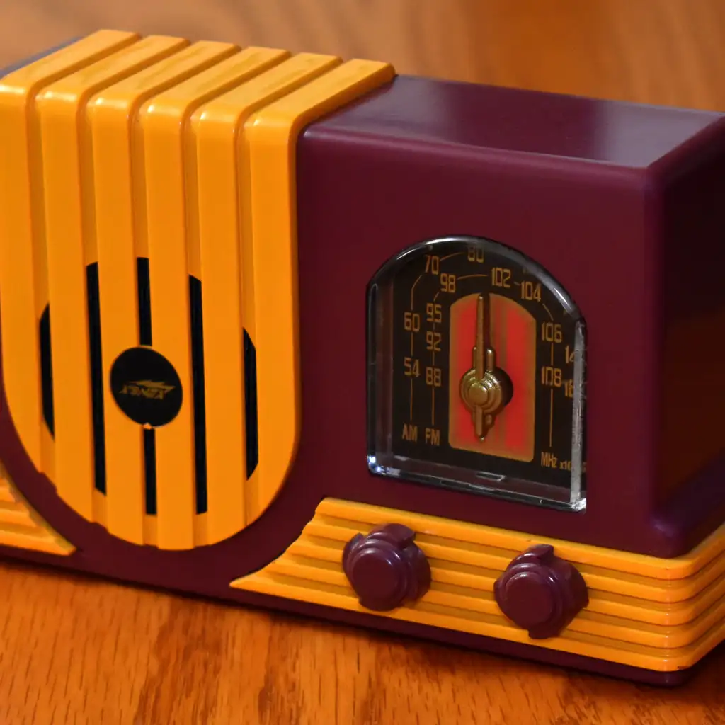 Addison Radio Model 5: A Vintage Collector’s Gem