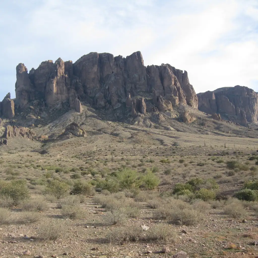 Discover Public Gem Mining Opportunities in Arizona