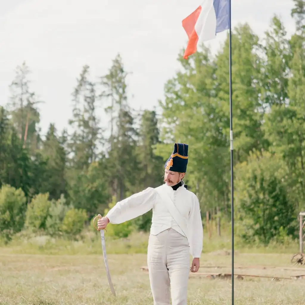 Saber Sword vs. Damascus Sword: A Historical Perspective