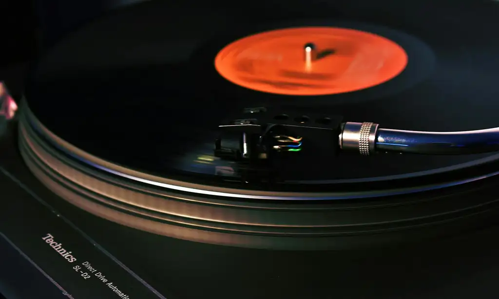 The Allure of Vintage Audio Equipment